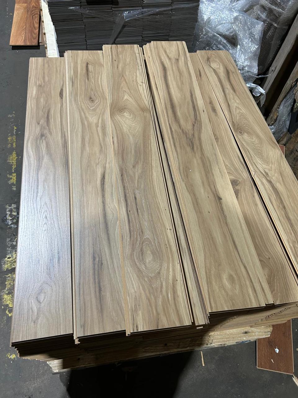 Horizon Maple Oak Laminate Flooring