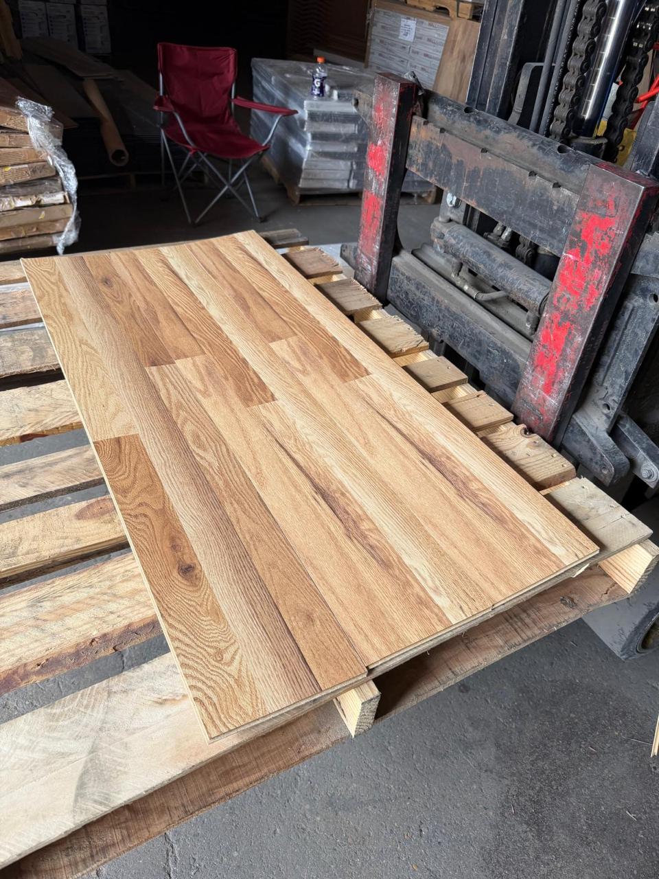 Warm Oak Laminate Flooring